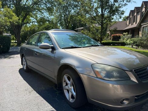 Used 2006 Nissan Altima 3.5 SE w/ (R01) Sport Pkg FWD image 1