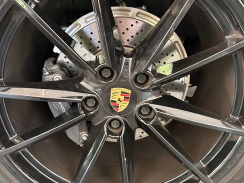 Used 2023 Porsche 911 Carrera image 11