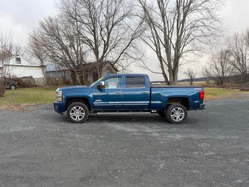 Used 2015 Chevrolet Silverado 2500 High Country w/ Duramax Plus Package image 1