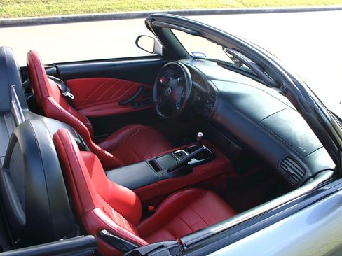 Used 2000 Honda S2000 image 12