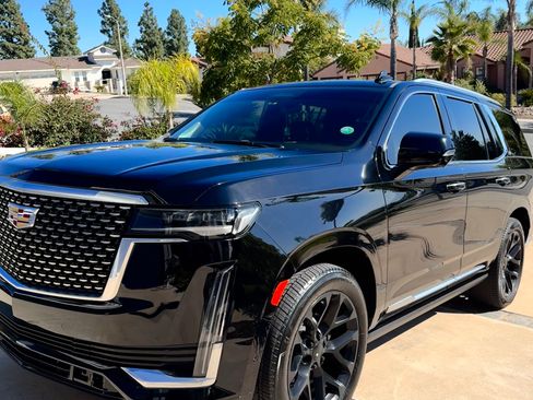 Used 2022 Cadillac Escalade Premium Luxury w/ Performance Package image 1