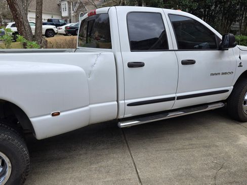 Used 2006 Dodge Ram 3500 Truck SLT image 9