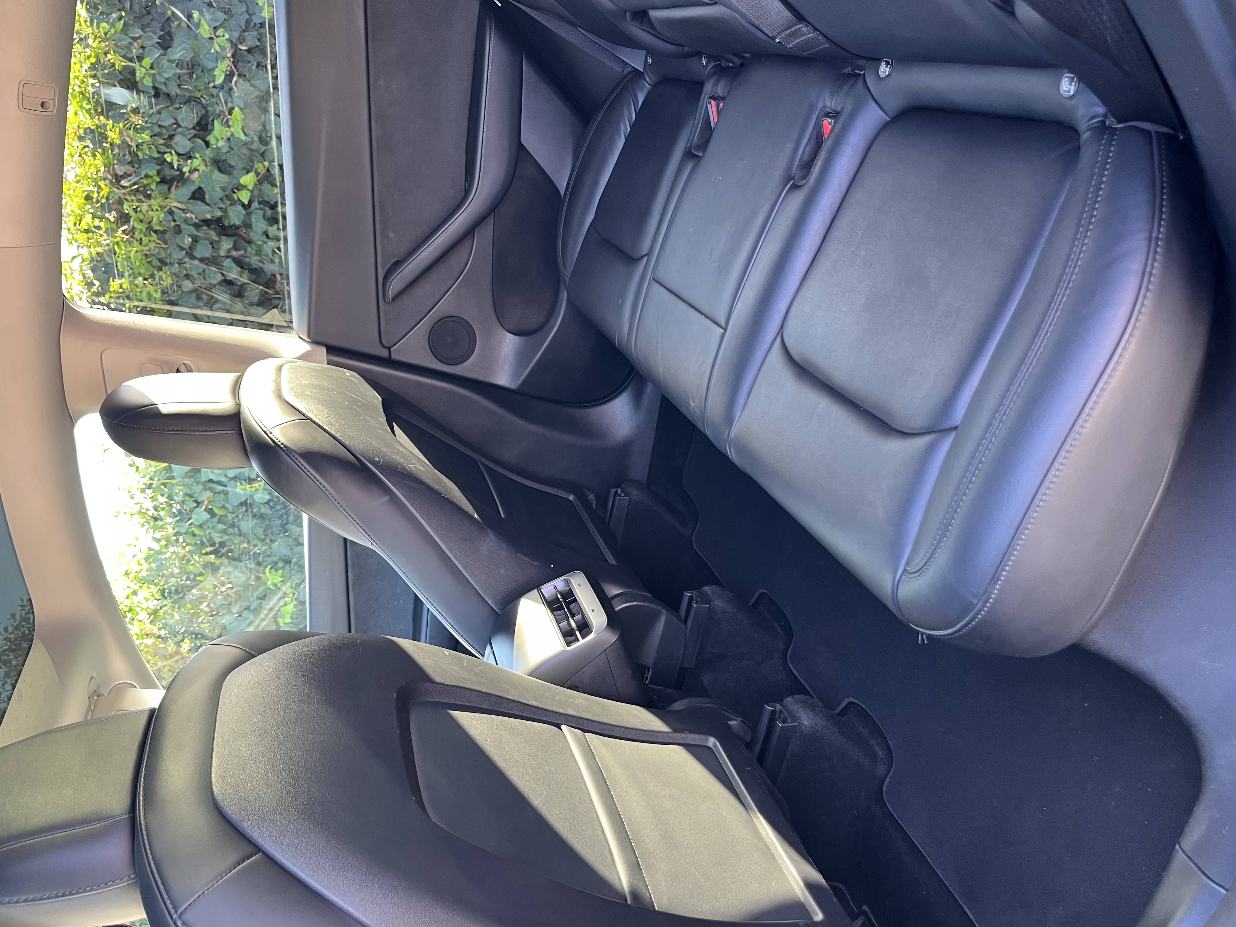Used 2022 Tesla Model Y Performance AWD/4WD image 5