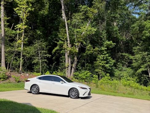 Used 2019 Lexus ES 350 w/ Accessory Package 2 FWD image 5