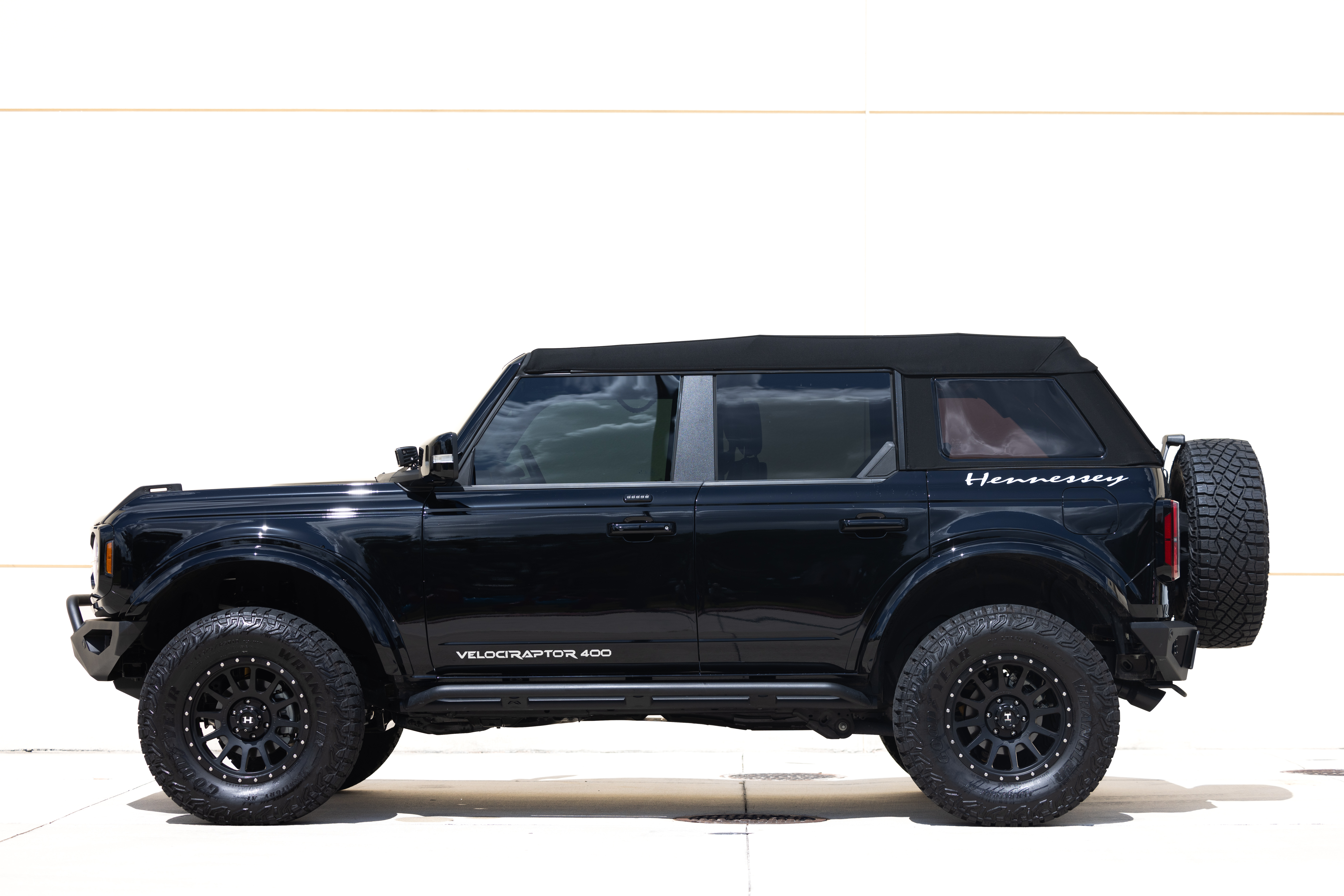 Used 2022 Ford Bronco Badlands AWD/4WD image 6