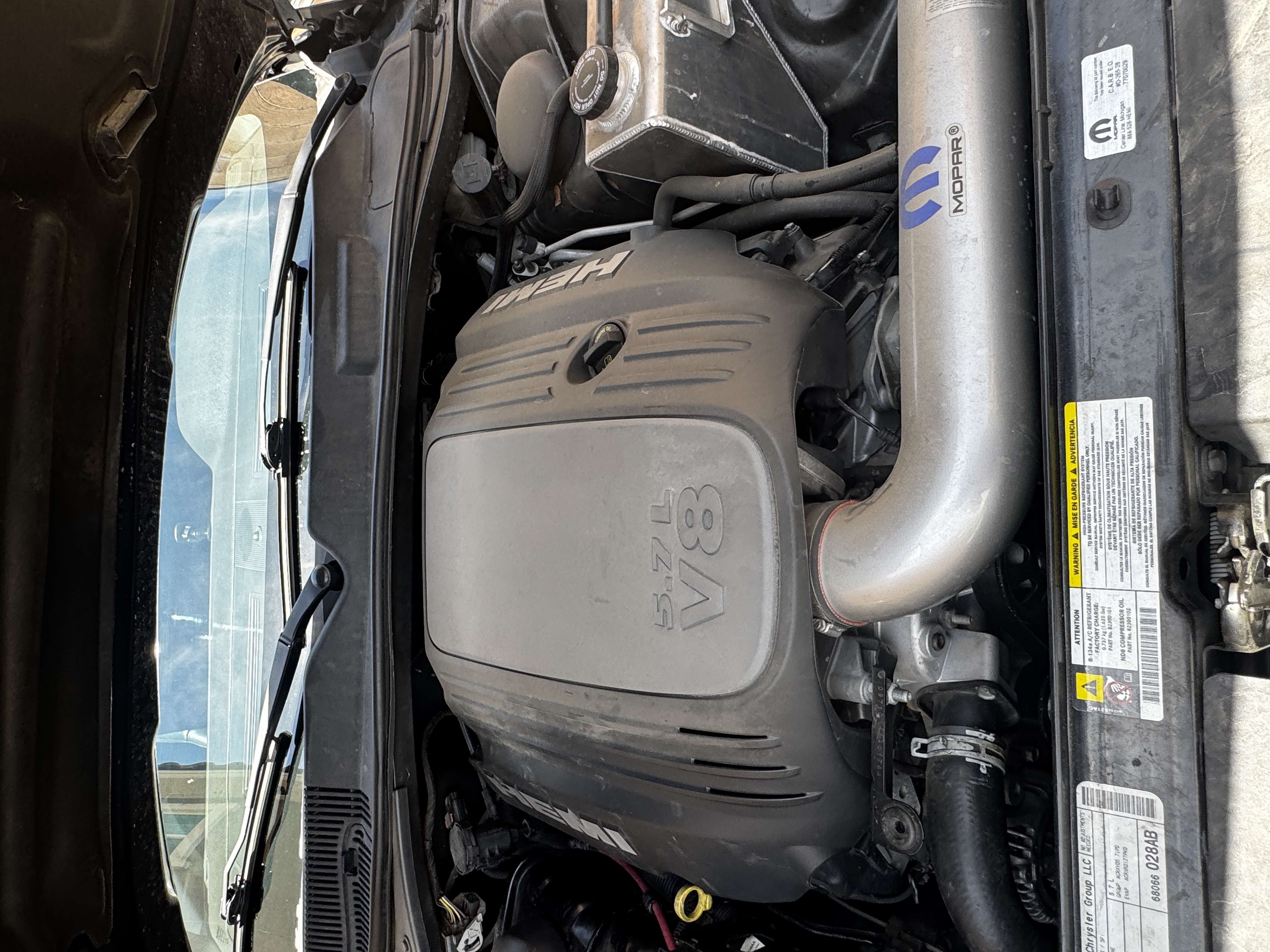 Used 2010 Dodge Challenger R/T RWD image 14
