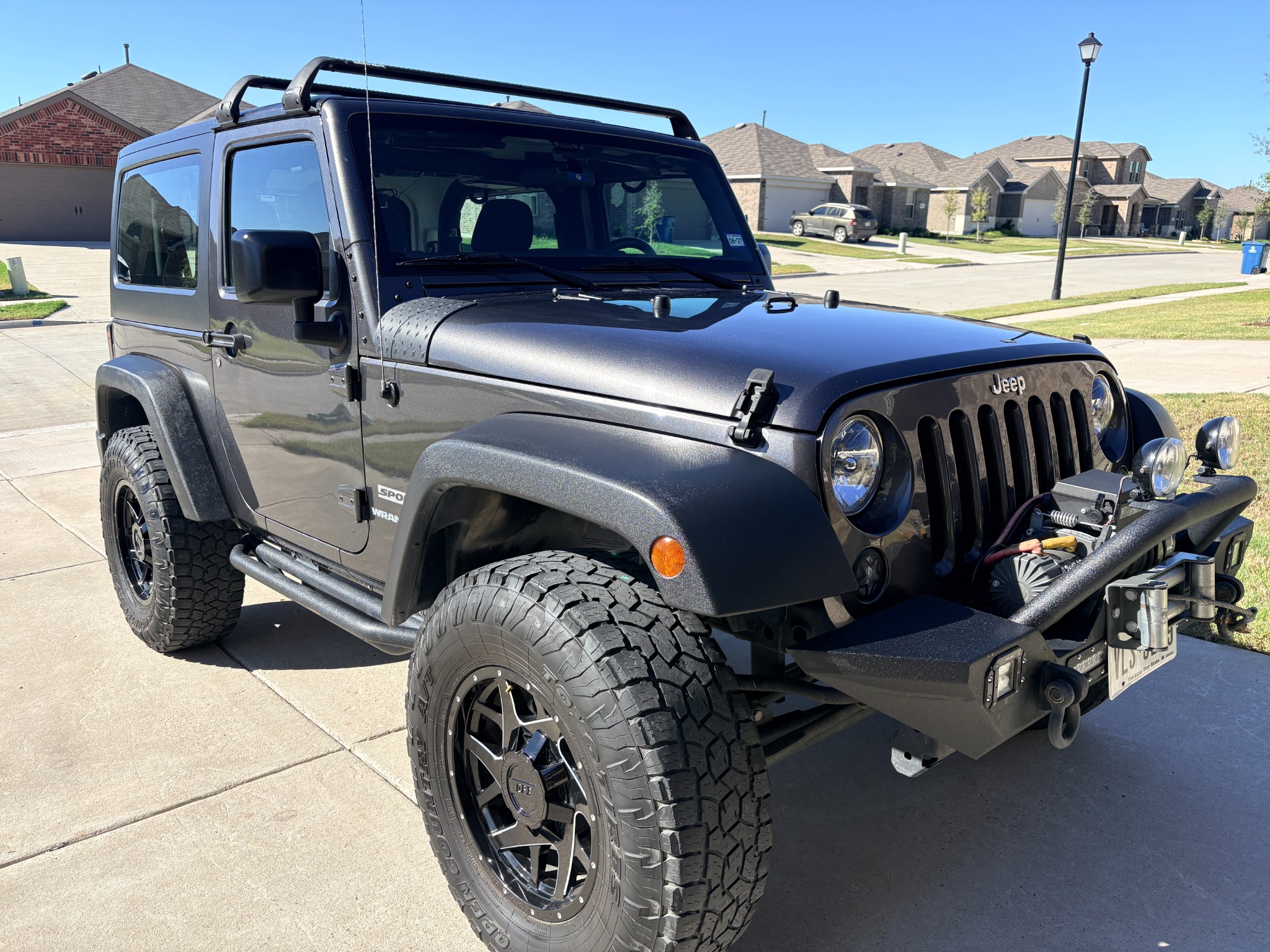 Used 2017 Jeep Wrangler Sport w/ Quick Order Package 23S AWD/4WD image 4