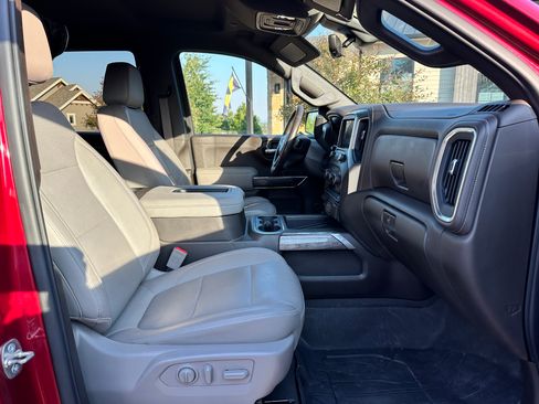 Used 2020 Chevrolet Silverado 1500 LTZ w/ LTZ Plus Package AWD/4WD image 24