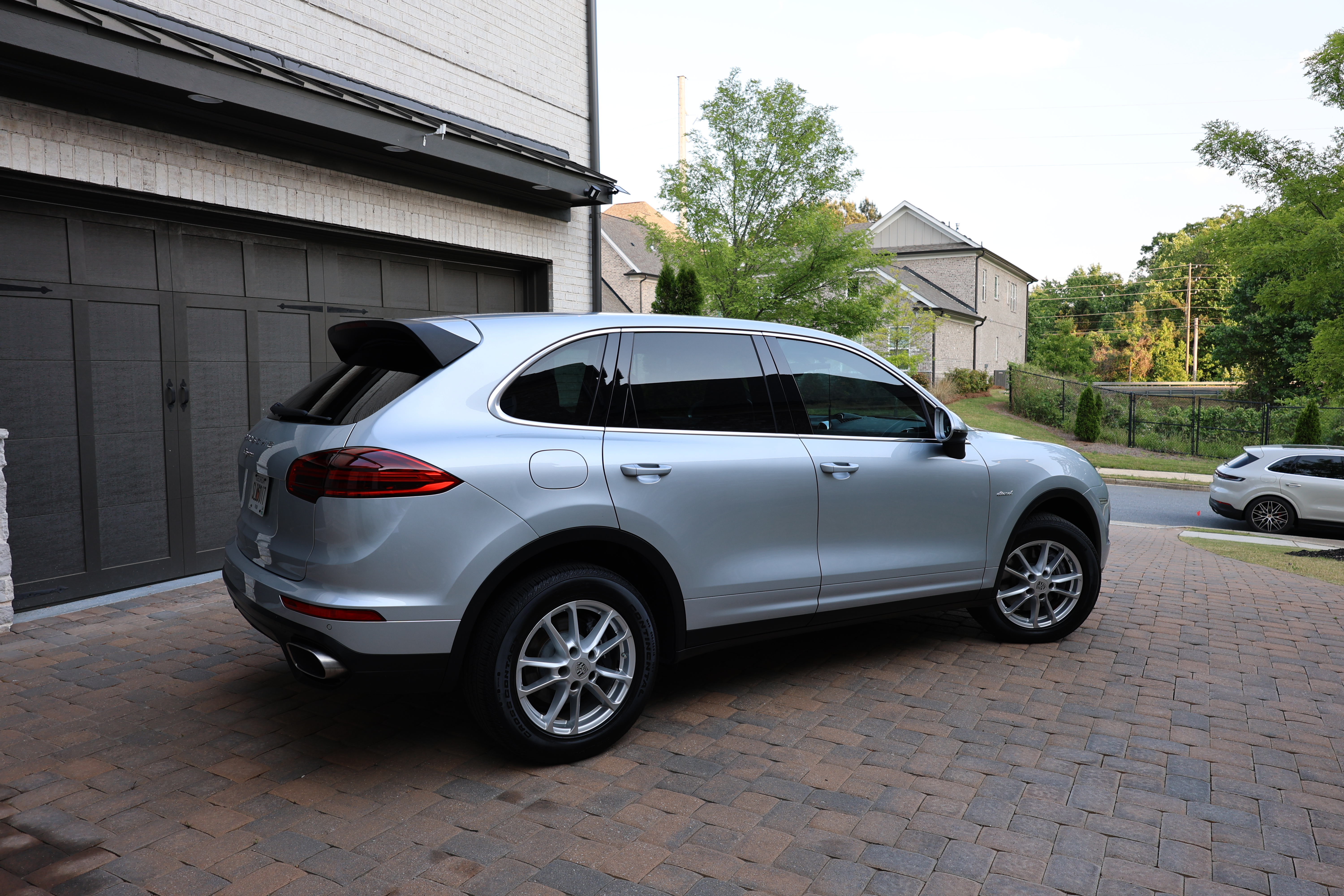 Used 2016 Porsche Cayenne Diesel AWD/4WD image 6