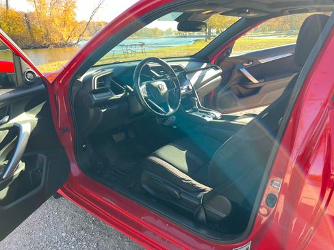 Used 2020 Honda Civic EX image 14