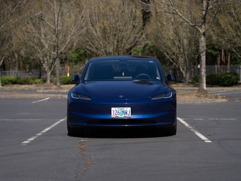 Used 2024 Tesla Model 3 Long Range image 4