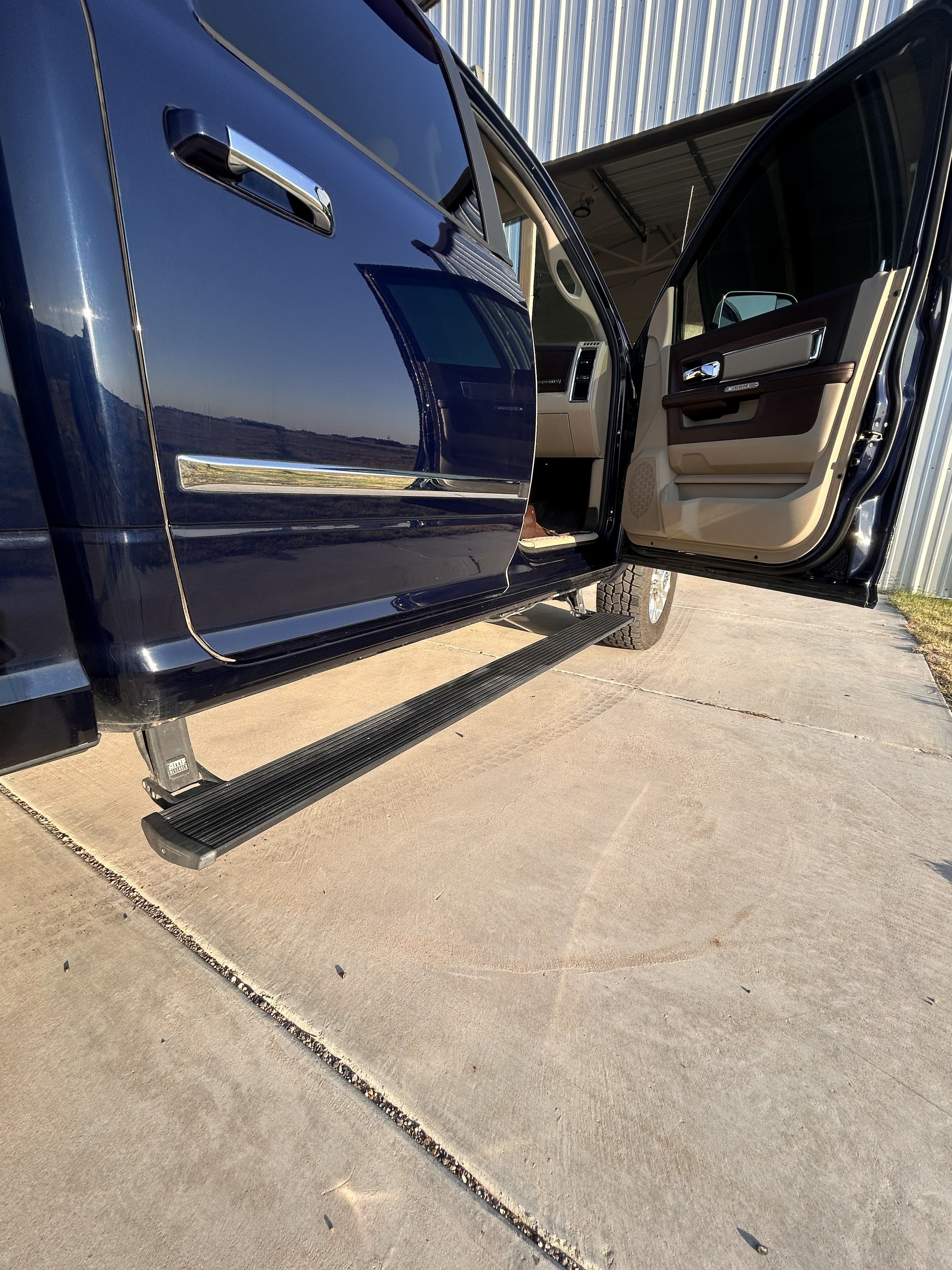 Used 2018 RAM 3500 Laramie AWD/4WD image 30