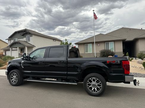 Used 2020 Ford F250 Lariat w/ Lariat Ultimate Package AWD/4WD image 1