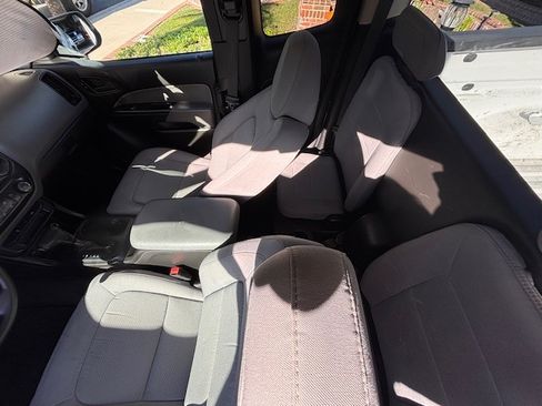 Used 2016 Chevrolet Colorado W/T image 11