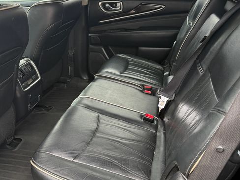 Used 2017 INFINITI QX60 Luxe w/ Deluxe Technology Package image 9