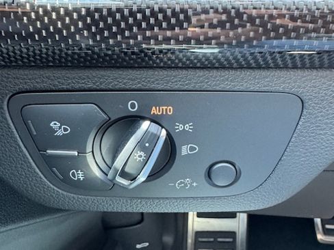 Used 2024 Audi SQ5 Premium Plus AWD/4WD image 18