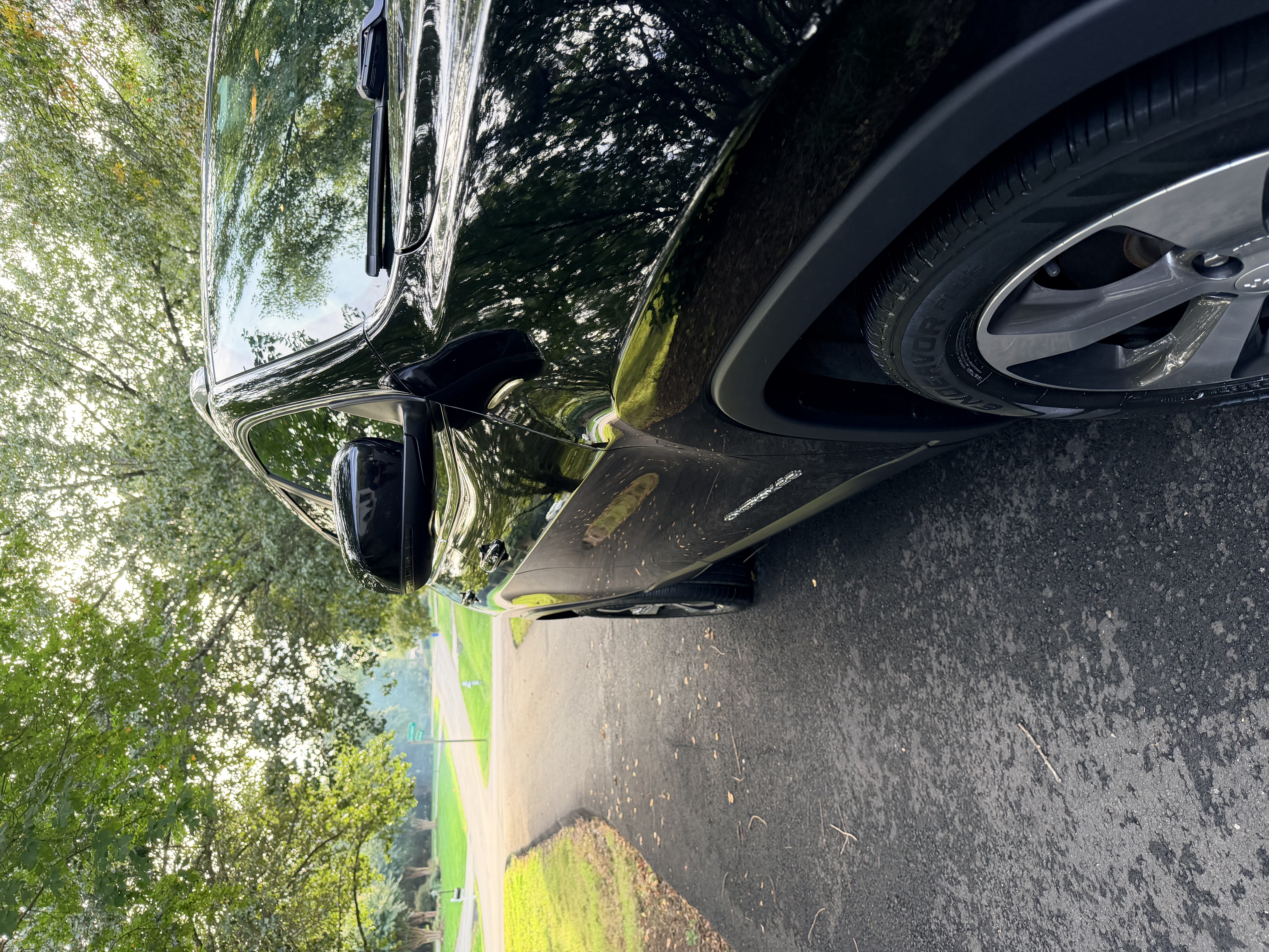 Used 2019 Jeep Cherokee Limited FWD image 4