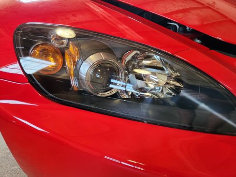 Used 2006 Honda S2000 image 13