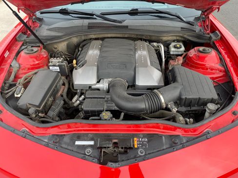 Used 2015 Chevrolet Camaro SS image 9