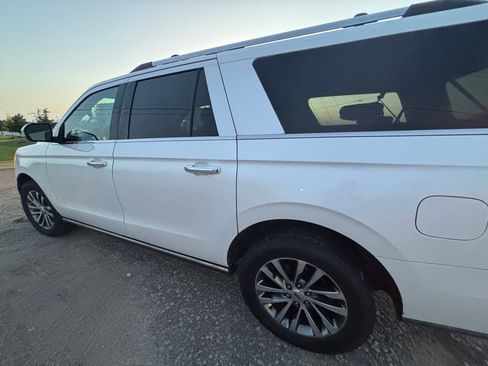 Used 2018 Ford Expedition Max Limited w/ Equipment Group 301A RWD image 5