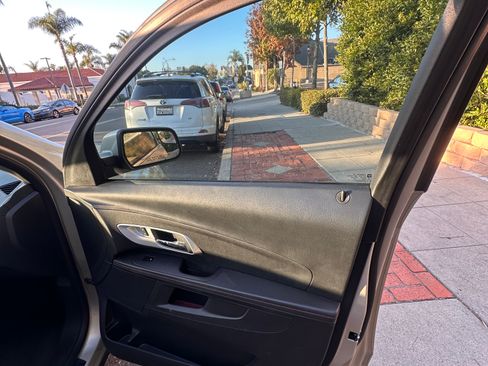 Used 2013 Chevrolet Equinox LT w/ Driver Convenience Package image 17