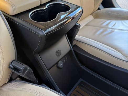 Used 2014 Tesla Model S RWD image 17