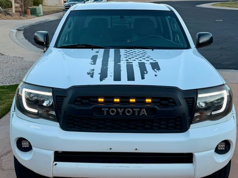 Used 2010 Toyota Tacoma 4x4 Double Cab image 6