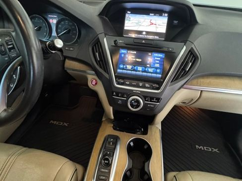 Used 2020 Acura MDX SH-AWD w/ Advance Package image 6