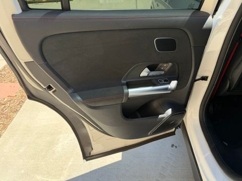 Used 2025 Mercedes-Benz GLA 35 AMG 4MATIC image 18