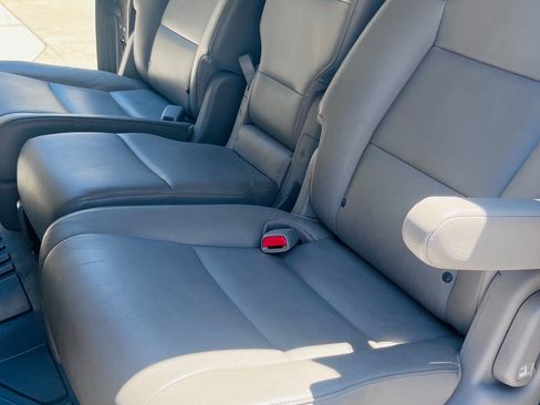 Used 2016 Honda Odyssey EX-L image 11