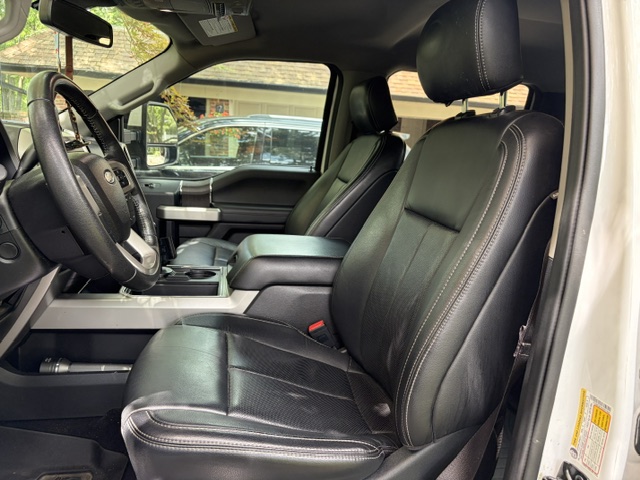 Used 2020 Ford F350 Lariat w/ Lariat Ultimate Package AWD/4WD image 4