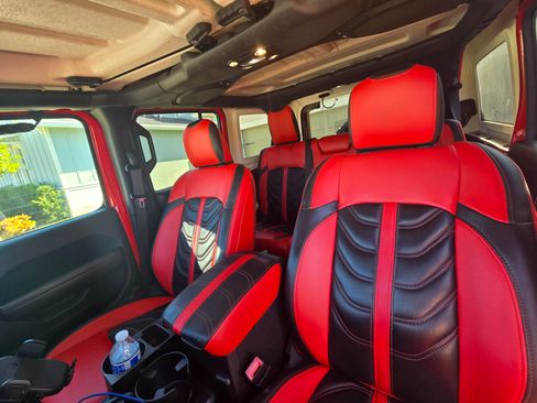 Used 2020 Jeep Wrangler Unlimited Sport S image 10