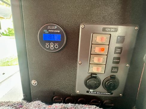 Used 2017 Toyota Tacoma TRD Off-Road image 29