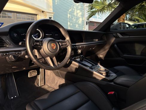 Used 2021 Porsche 911 Carrera image 11