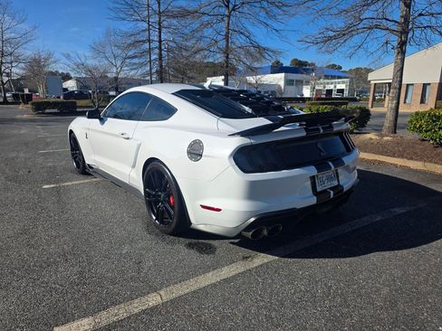 Used 2021 Ford Mustang Shelby GT500 w/ Technology Package image 10