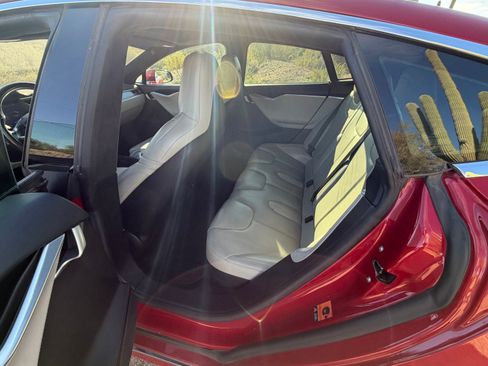 Used 2016 Tesla Model S 90D image 5