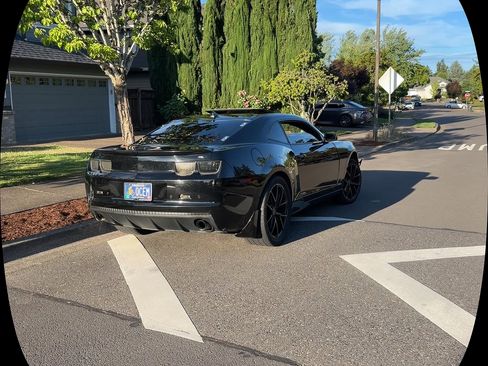 Used 2011 Chevrolet Camaro LT w/ RS Package RWD image 9