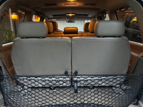 Used 2000 Toyota Land Cruiser AWD/4WD image 11