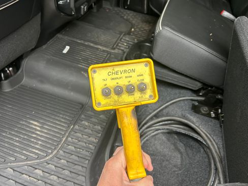 Used 2023 RAM 5500 4x4 Crew Cab image 14