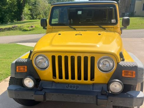 Used 2004 Jeep Wrangler 4WD image 4