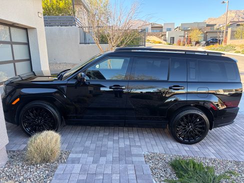 Used 2024 Hyundai Santa Fe Calligraphy image 1