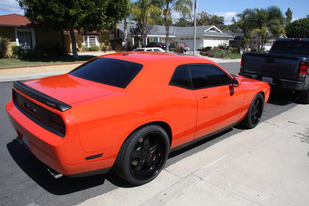 Used 2008 Dodge Challenger SRT8 RWD image 2