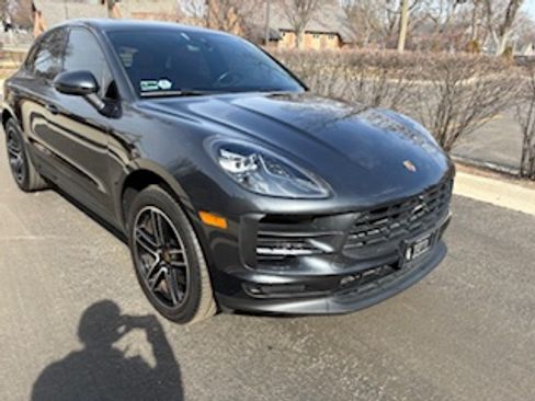 Used 2021 Porsche Macan S image 6