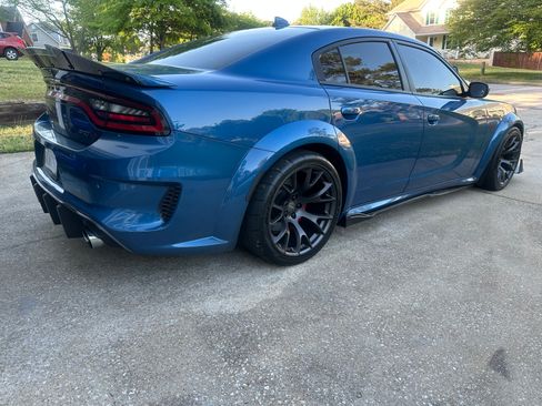 Used 2021 Dodge Charger SRT Hellcat image 6