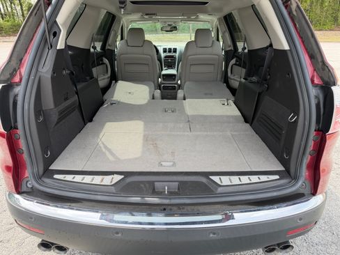 Used 2008 GMC Acadia SLT w/ Convenience Package image 8