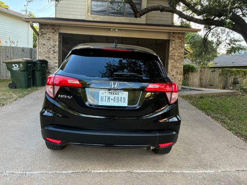 Used 2016 Honda HR-V EX image 13