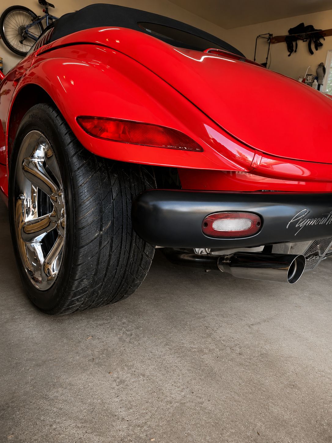 Used 2000 Plymouth Prowler RWD image 4