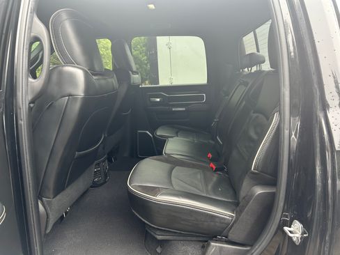 Used 2019 RAM 2500 Laramie AWD/4WD image 12