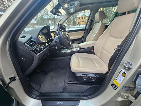 Used 2017 BMW X3 xDrive28i image 17