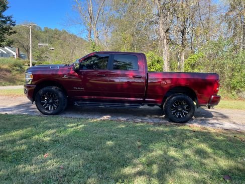 Used 2023 RAM 2500 Laramie image 2